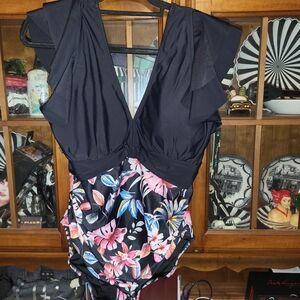Blooming Jelly Black Floral Swimsuit Ruffle Shoulders New
